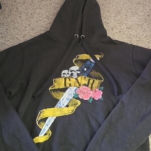 Guns n roses sweater